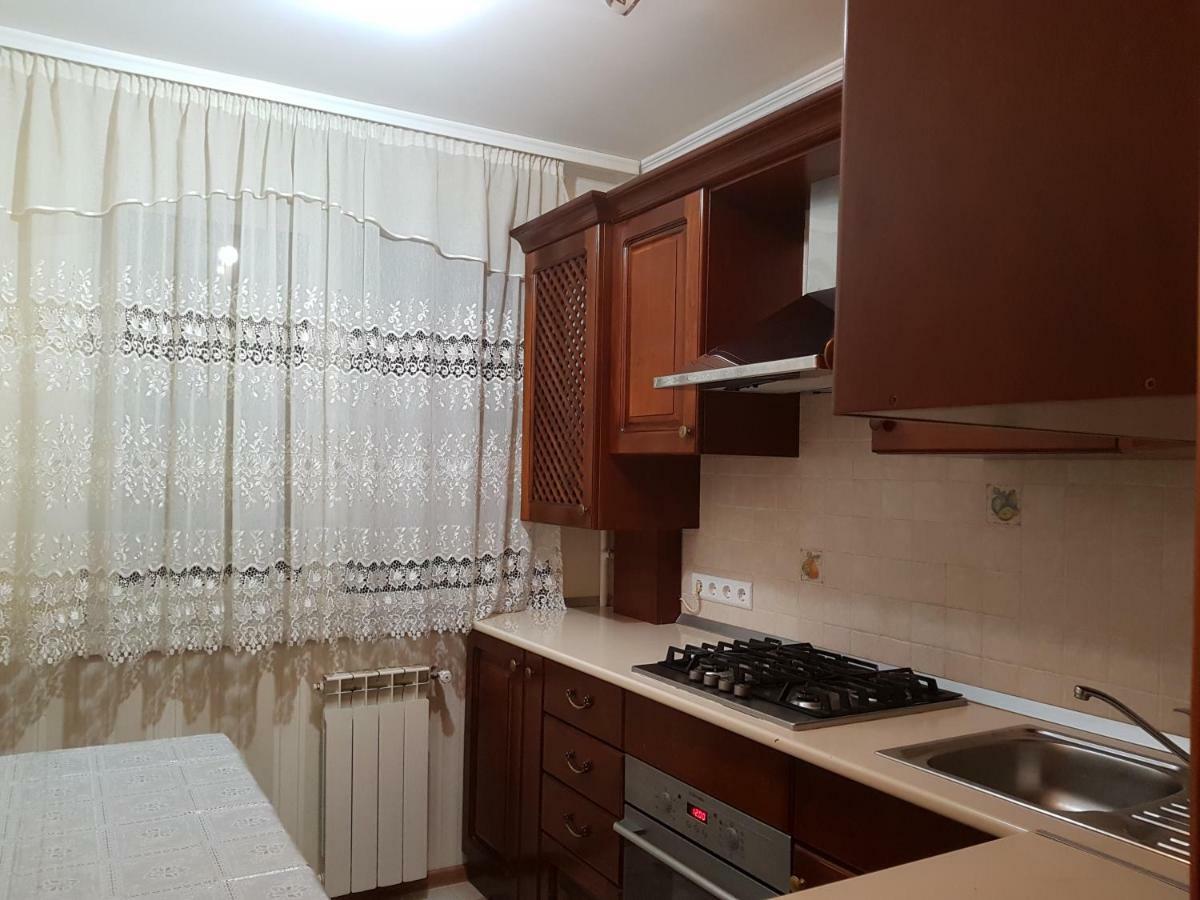 Diana Apartament Яш Екстериор снимка
